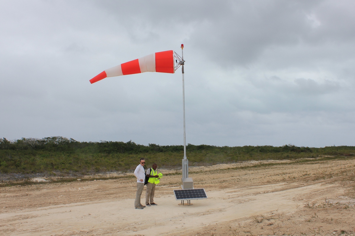 windsock-lighting-solar-LED-wind-cone-Caribbean