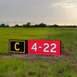 LED-airfield-lighting-signs-C-422