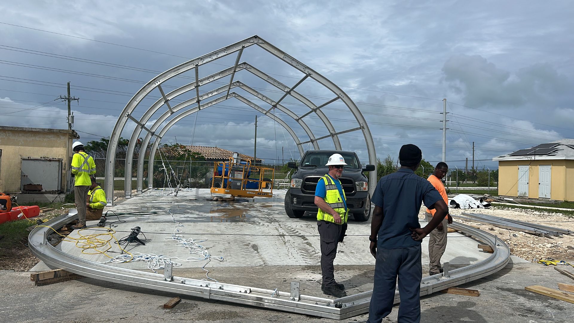 Installation process of the fire truck shelter